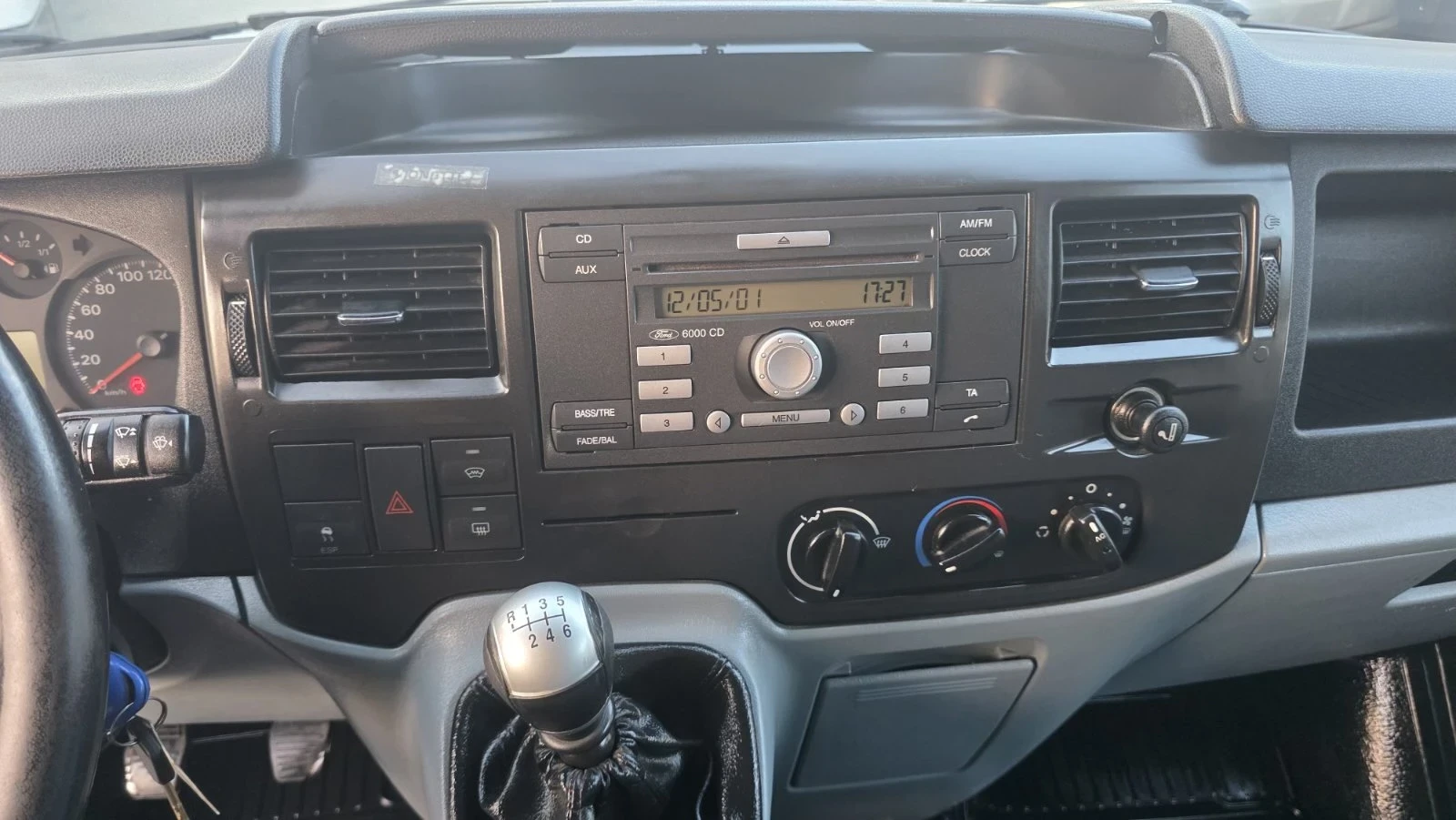Ford Transit 2.2TDCI FACELIFT ЛИЗИНГ, снимка 13 - Бусове и автобуси - 56208060