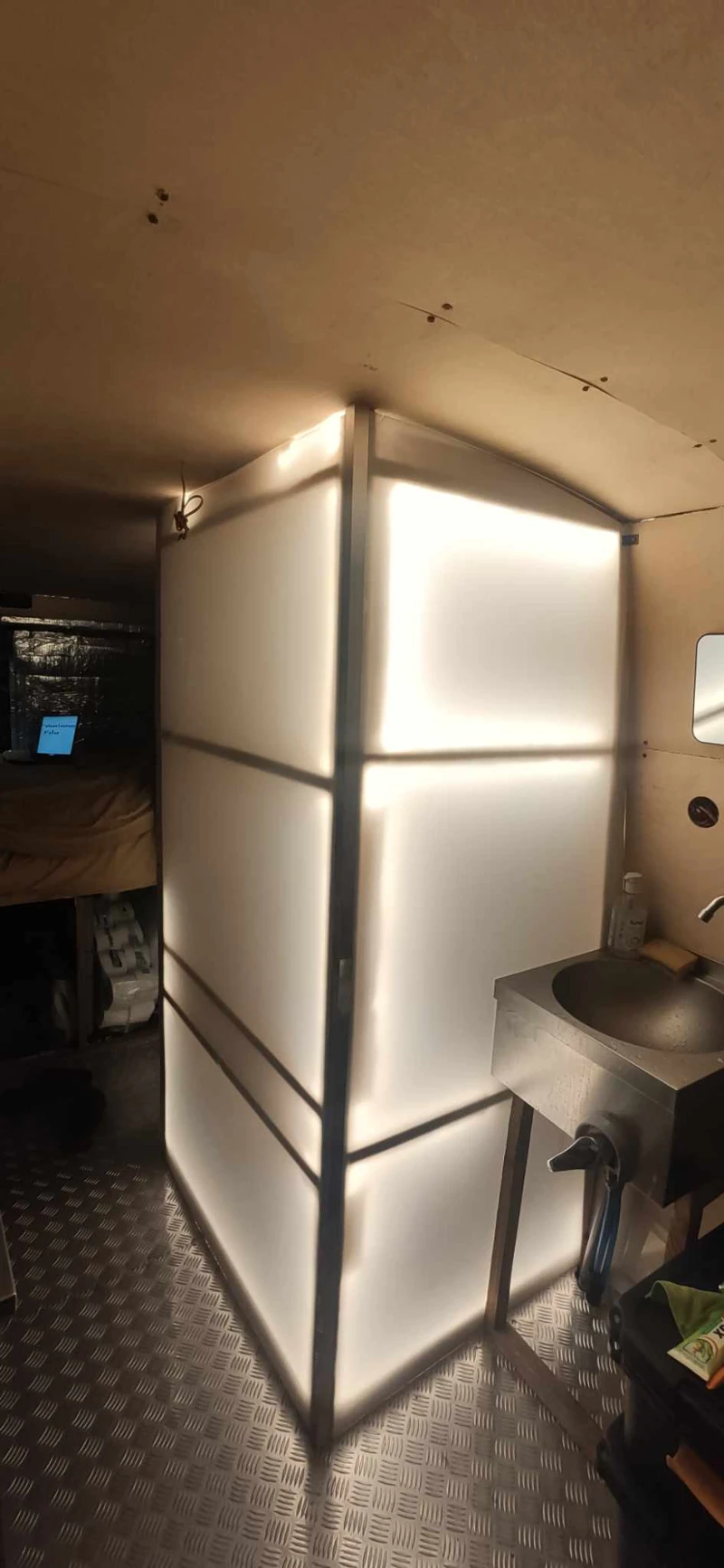 Кемпер Други Iveco 35-10, снимка 11 - Каравани и кемпери - 52298473