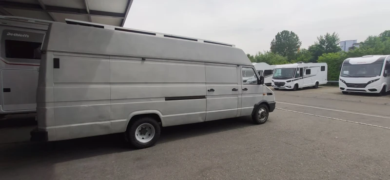 Кемпер Други Iveco 35-10, снимка 3 - Каравани и кемпери - 52298473