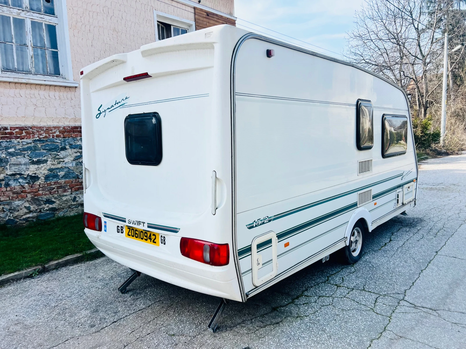 Каравана Други Swift