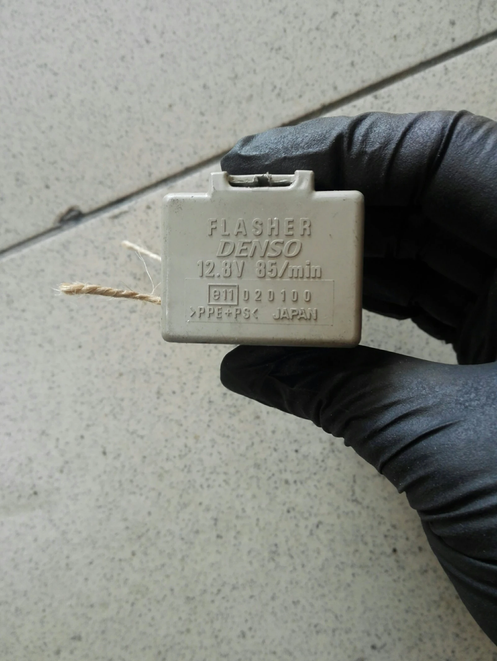 ���� ������ ������ ������ 2.5 06�. | Mobile.bg � ����������� 1