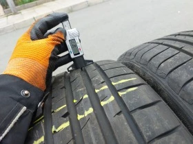 Гуми Летни 225/40R19, снимка 4