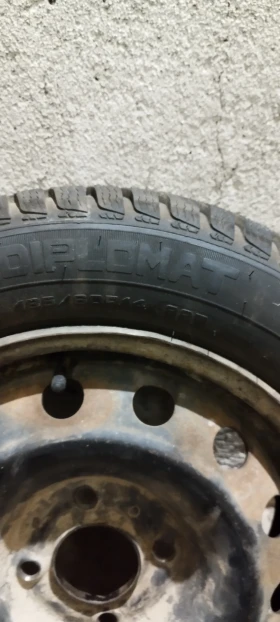 Гуми Зимни 185/60R14, снимка 3