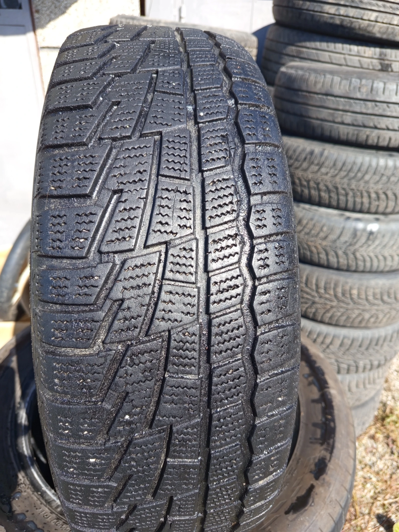 ���� 205/65R15 | Mobile.bg � ����������� 1