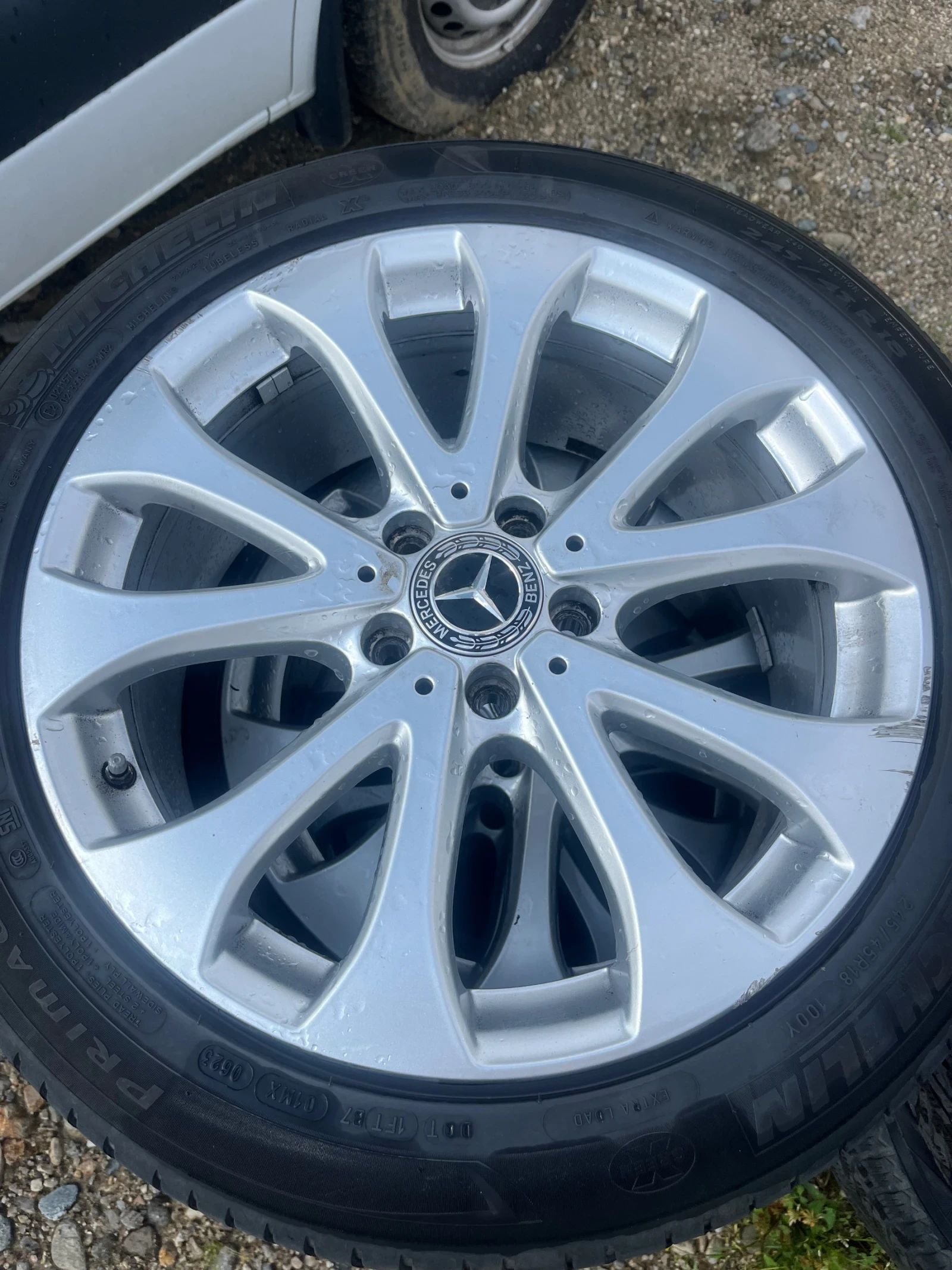 Гуми с джанти Michelin 245/45R18