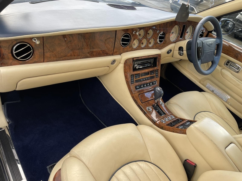 Bentley Arnage 4.4 V8, снимка 13 - Автомобили и джипове - 38093773