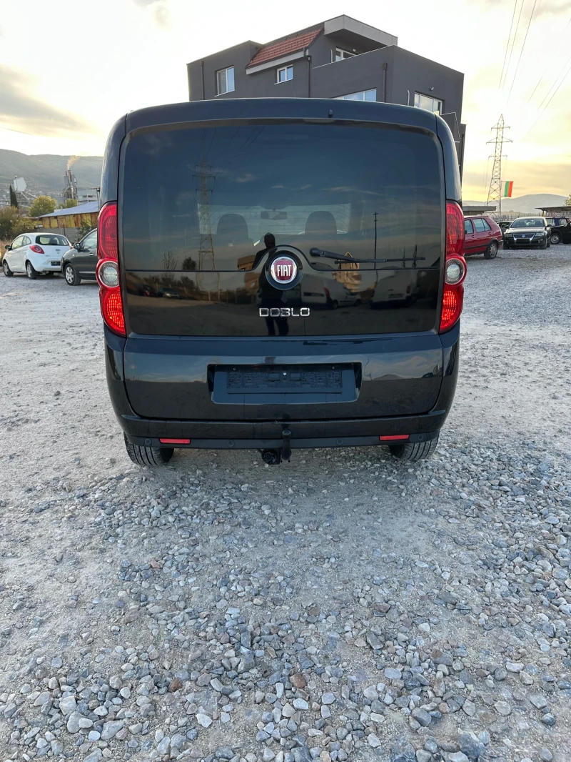 Fiat Doblo, снимка 5 - Автомобили и джипове - 47628024