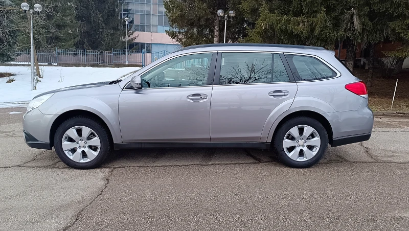 Subaru Outback 2.5i Aut., снимка 2 - Автомобили и джипове - 48547863