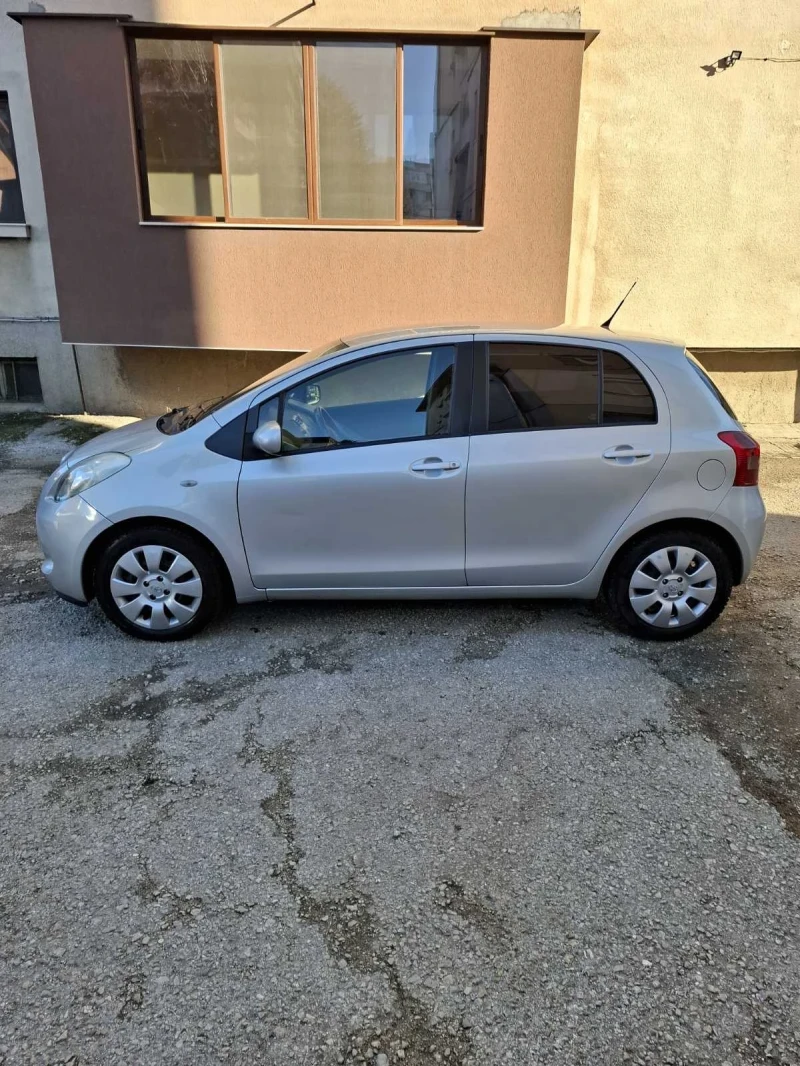 Toyota Yaris, снимка 3 - Автомобили и джипове - 49532788