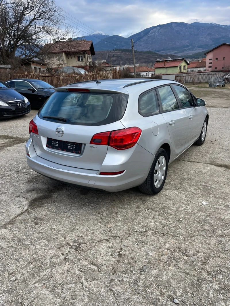 Opel Astra 1.7 , снимка 4 - Автомобили и джипове - 49288689