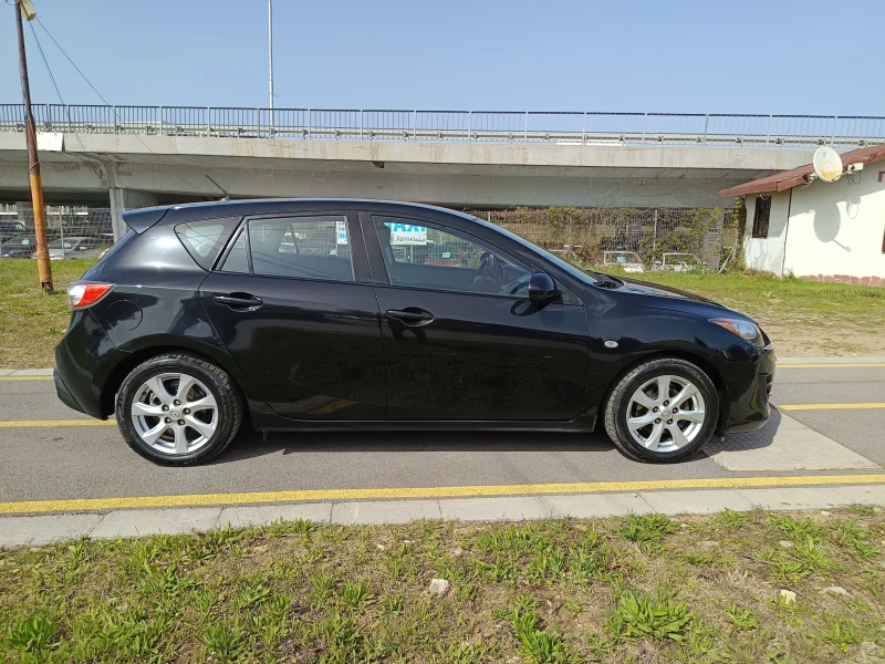 Mazda 3 1.6D, снимка 4 - Автомобили и джипове - 49920579