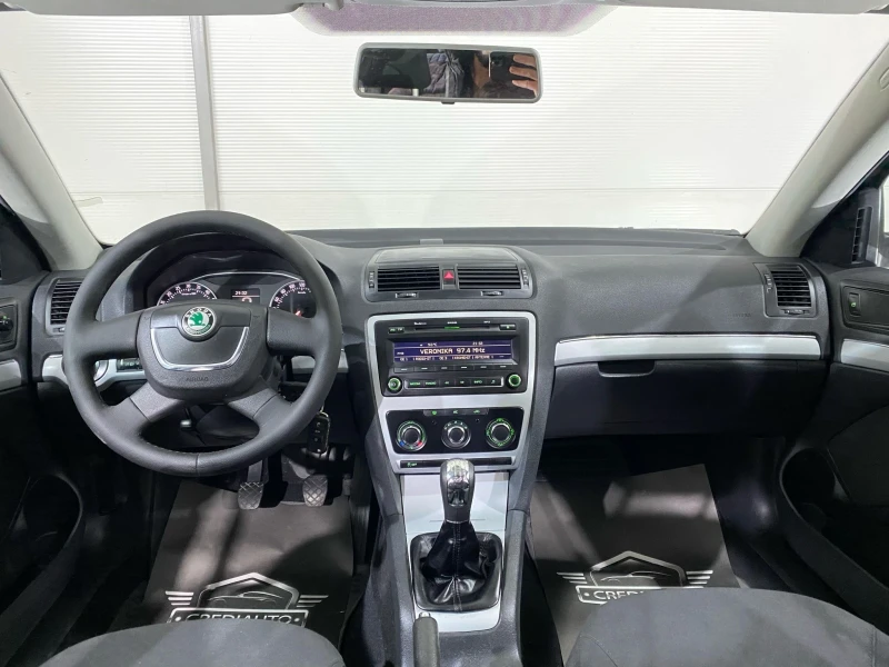 Skoda Octavia 1.6 TDI 4x4, снимка 8 - Автомобили и джипове - 50218222