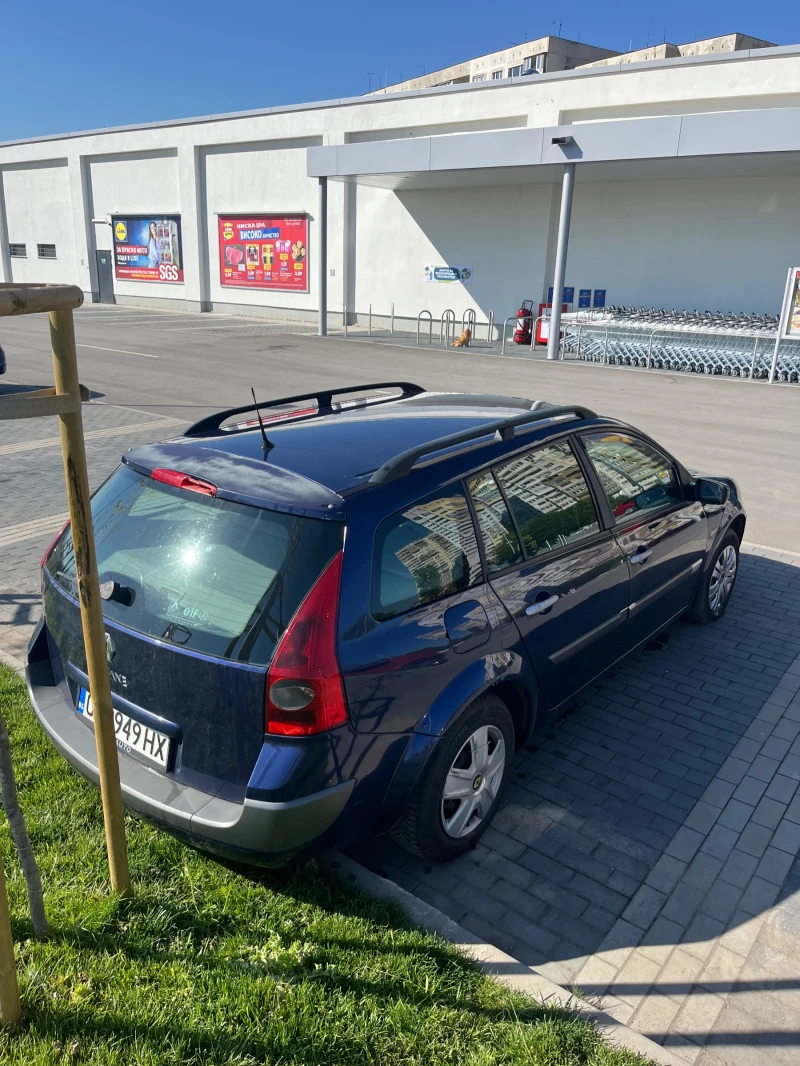 Renault Megane 1.9 DCI , снимка 5 - Автомобили и джипове - 52327144