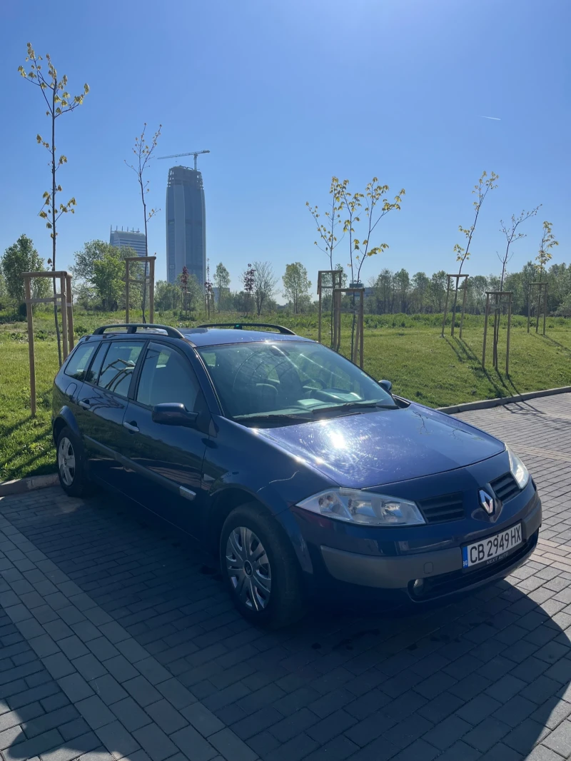 Renault Megane 1.9 DCI , снимка 6 - Автомобили и джипове - 52327144