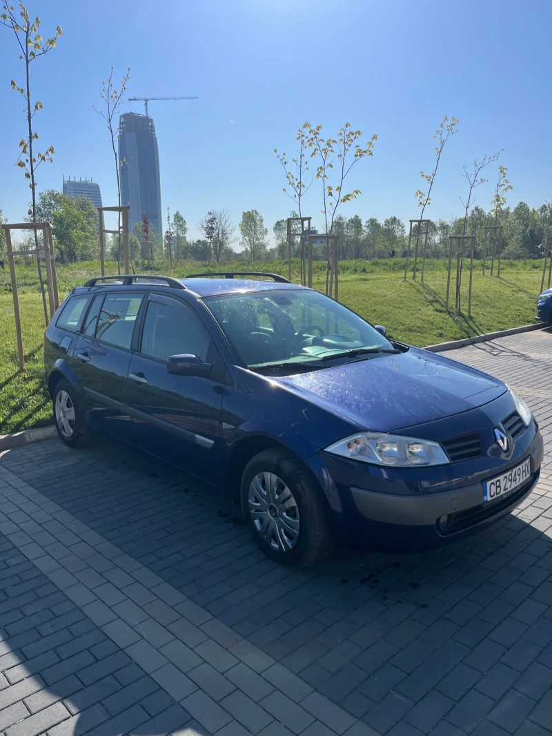 Renault Megane 1.9 DCI , снимка 3 - Автомобили и джипове - 52327144
