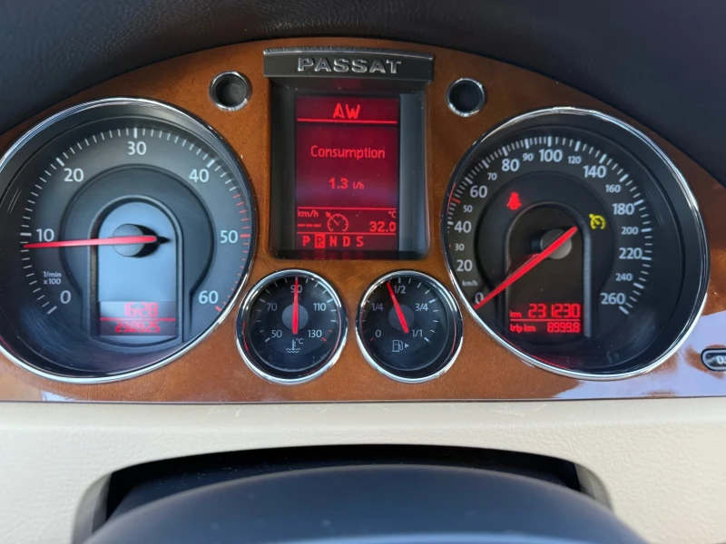 VW Passat 2.0.TDI+ DSG+ 170kc+ Подгрев+ Камера+ Навигация+ B, снимка 13 - Автомобили и джипове - 51823344