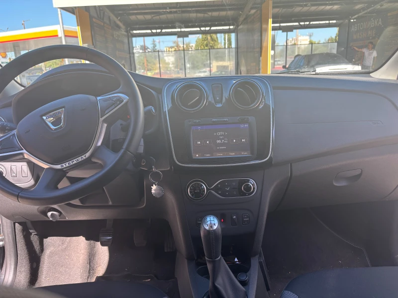 Dacia Sandero Stepway, снимка 7 - Автомобили и джипове - 51932549