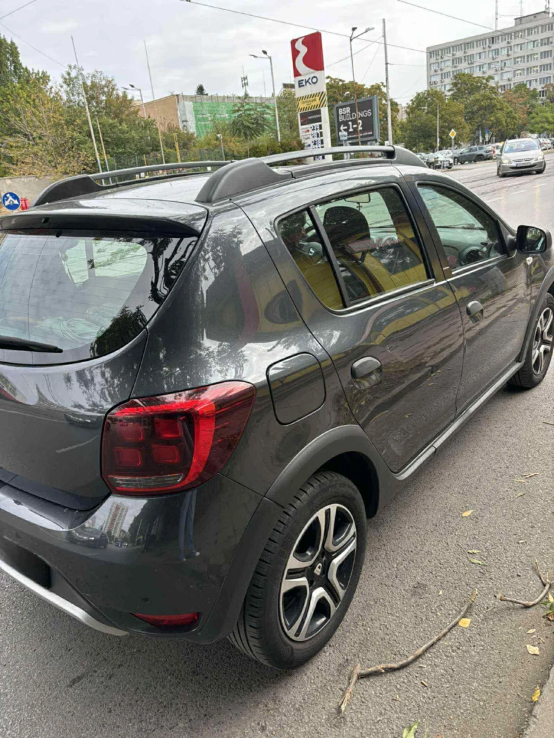 Dacia Sandero Stepway, снимка 2 - Автомобили и джипове - 51932549
