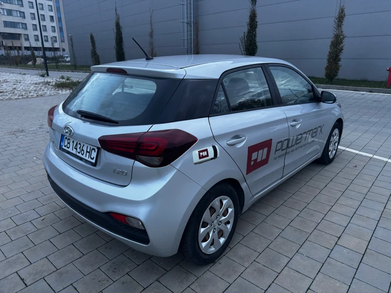 Hyundai I20 1.2 facelift, снимка 5 - Автомобили и джипове - 52281193