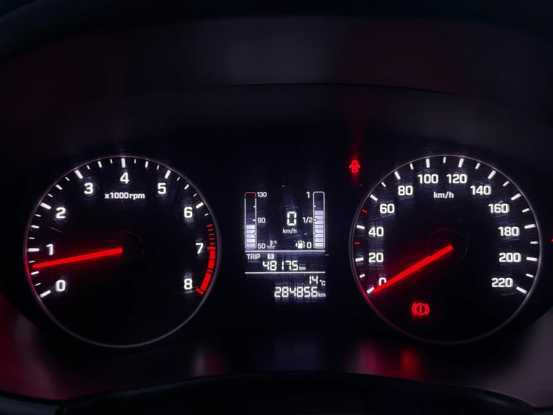 Hyundai I20 1.2 facelift, снимка 14 - Автомобили и джипове - 52281193