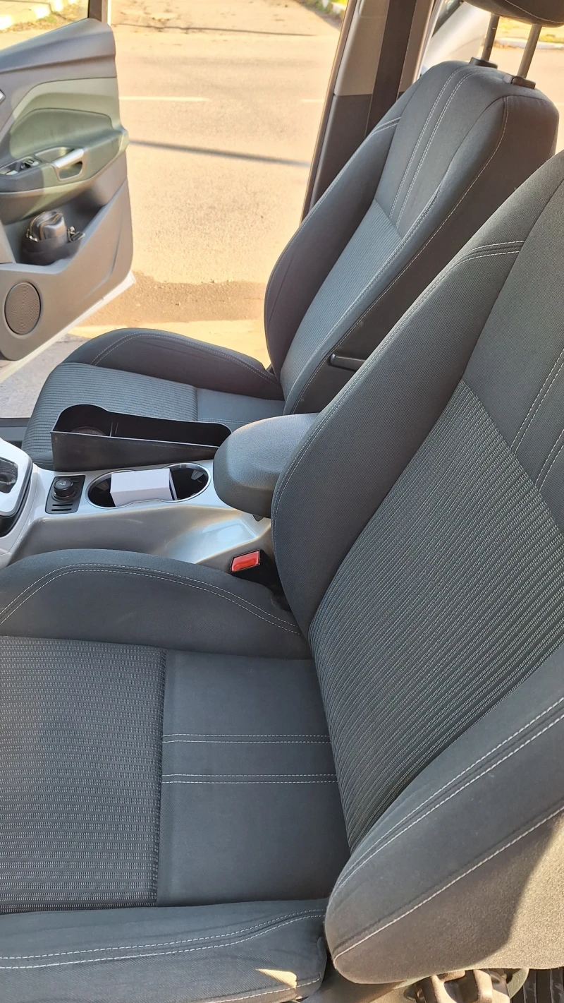 Ford C-max, снимка 13 - Автомобили и джипове - 52951569