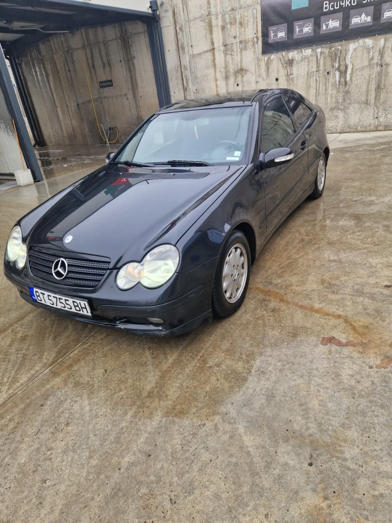 Mercedes-Benz C 220, снимка 3 - Автомобили и джипове - 53460092