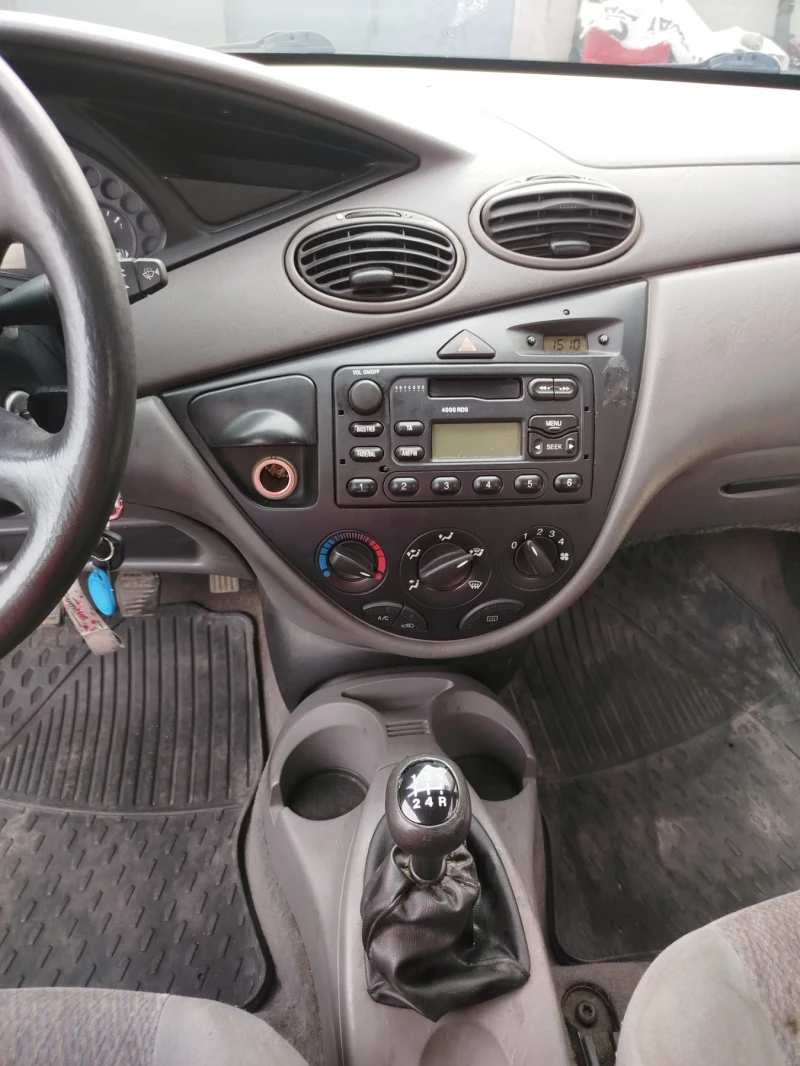 Ford Focus 1.4 75кс Газ, снимка 16 - Автомобили и джипове - 53479595