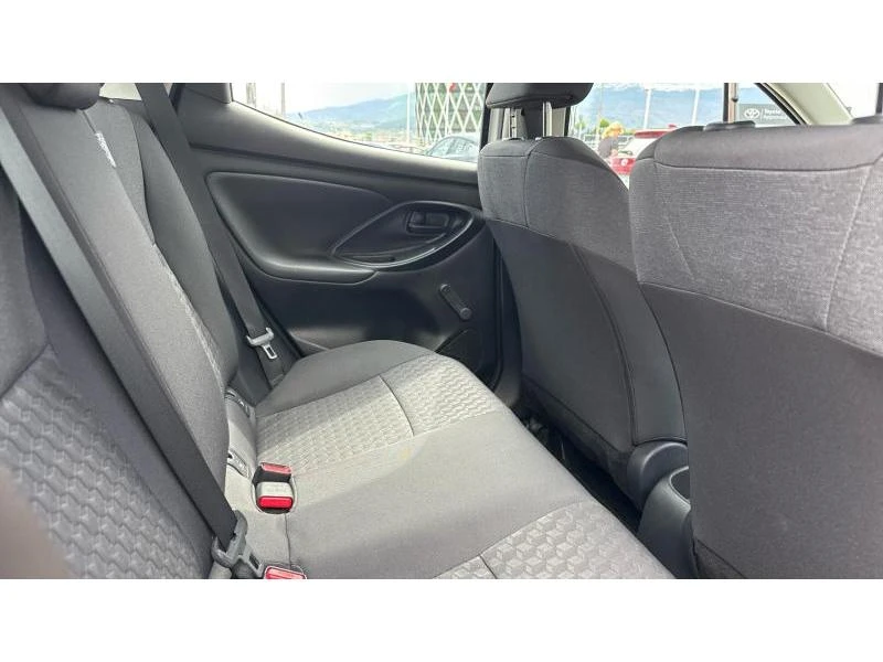 Toyota Yaris 1.5 Comfort - изображение 7