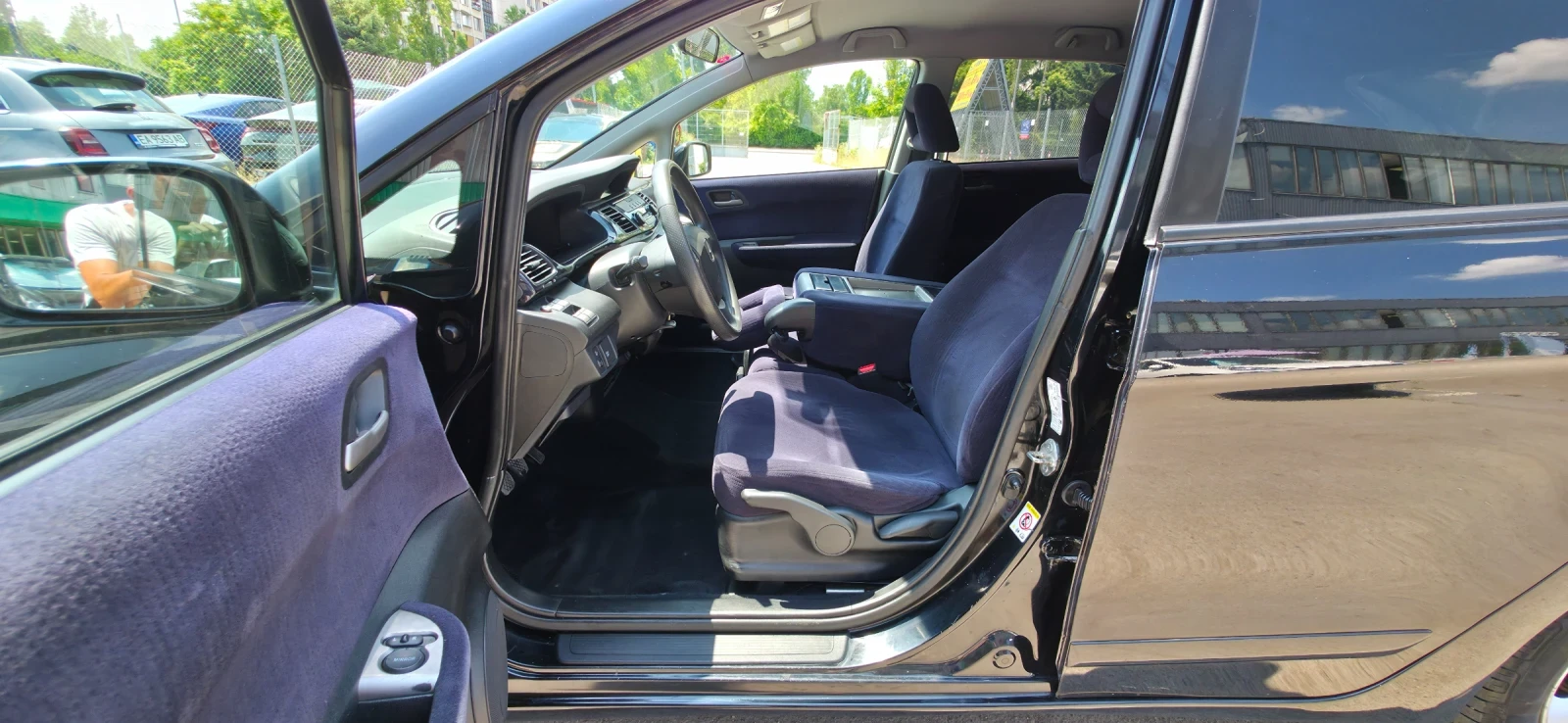Honda Fr-v 1.8i 140k.c ITALIA EURO 4 - изображение 7