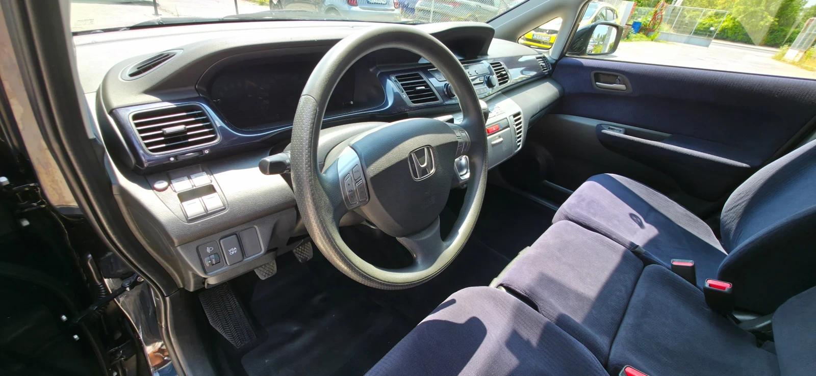 Honda Fr-v 1.8i 140k.c ITALIA EURO 4 - изображение 9