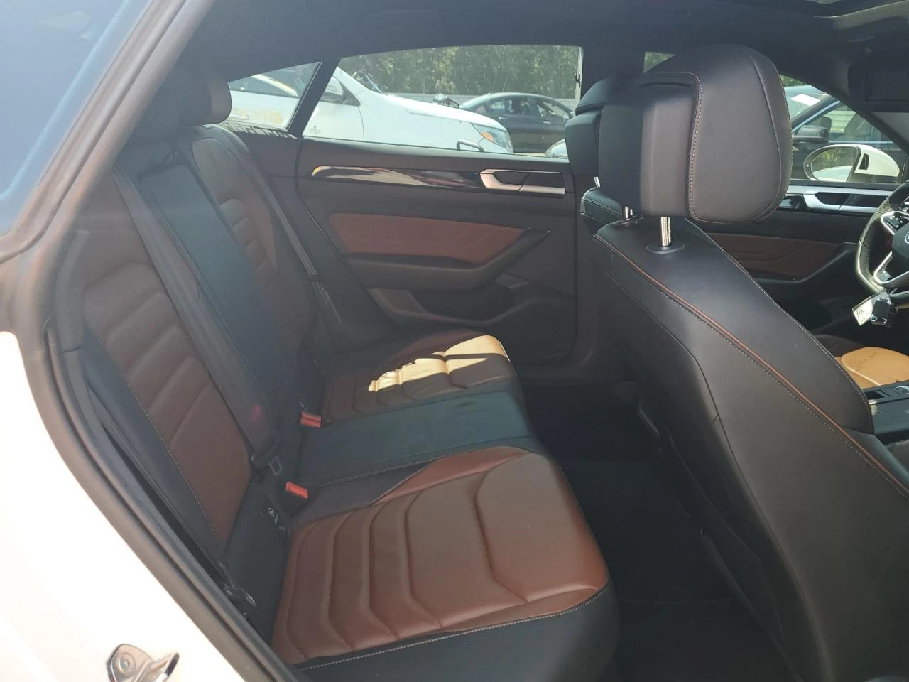 VW Arteon SEL R-LINE - изображение 10