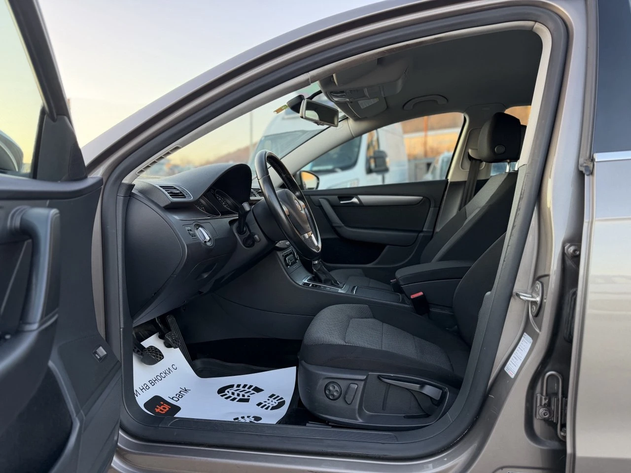 VW Passat 1.6TDI - изображение 9