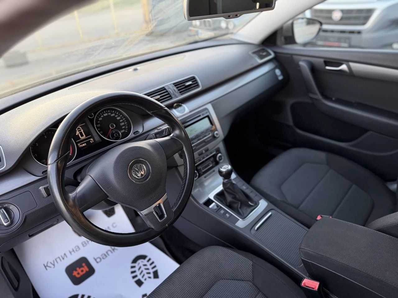 VW Passat 1.6TDI - изображение 10