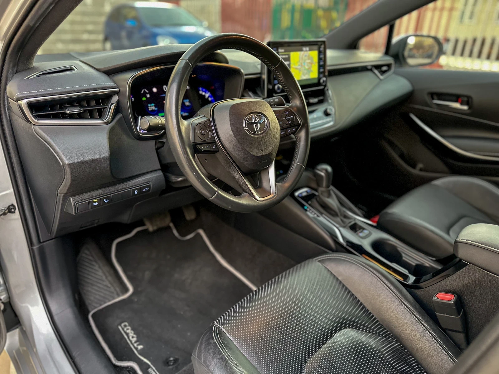 Toyota Corolla 1.8Hybrid/LUXURY/�������� | Mobile.bg � ����������� 11