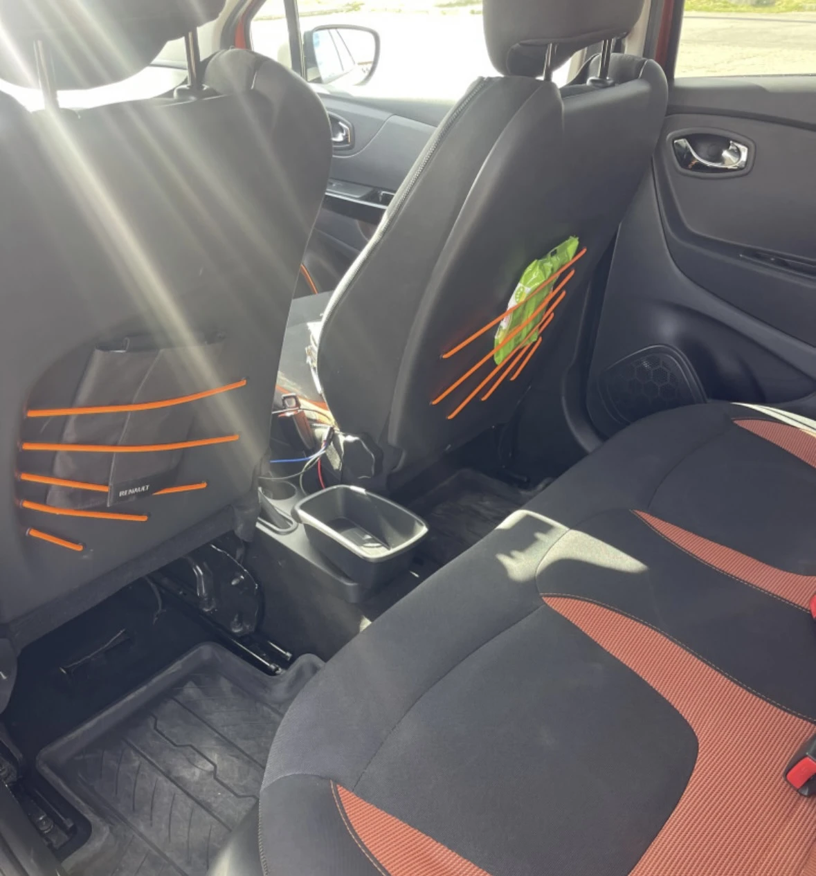 Renault Captur, снимка 8 - Автомобили и джипове - 53728712