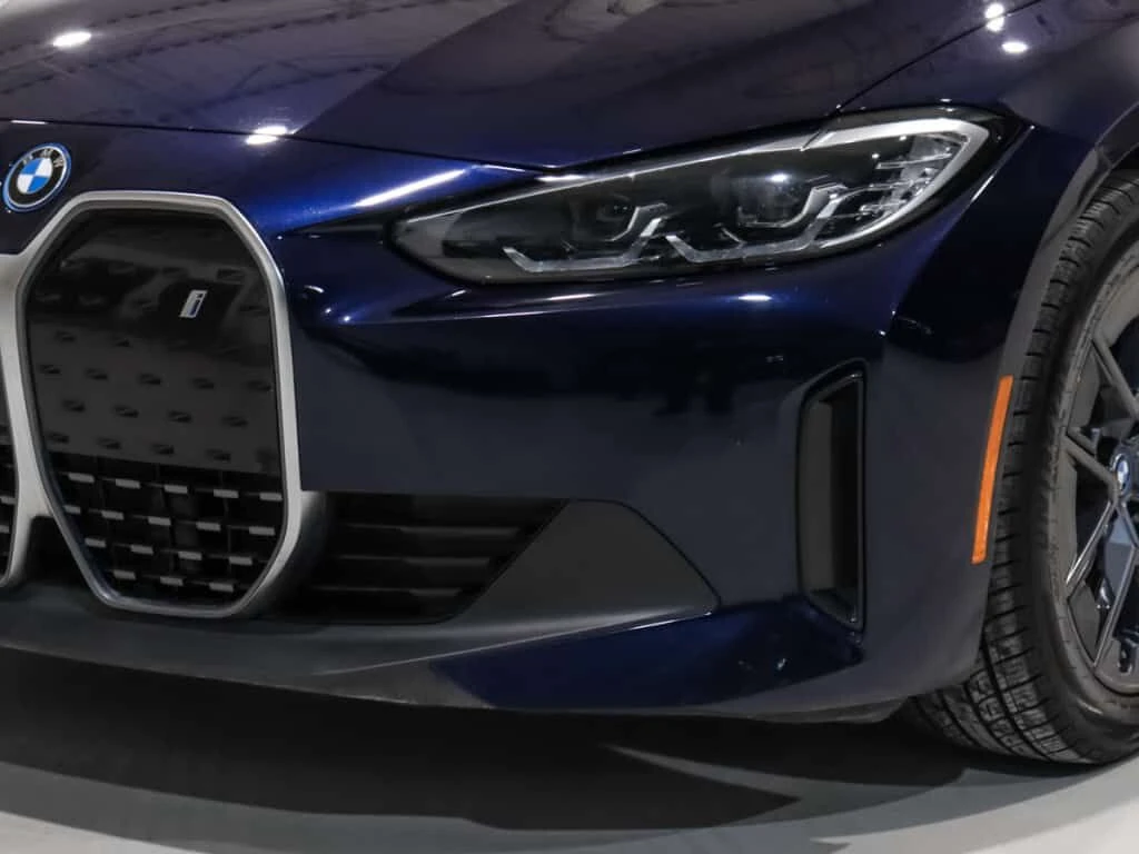 BMW i4 * eDrive35 / Gran Coupe / 360 camera / DISTRONIC - изображение 8