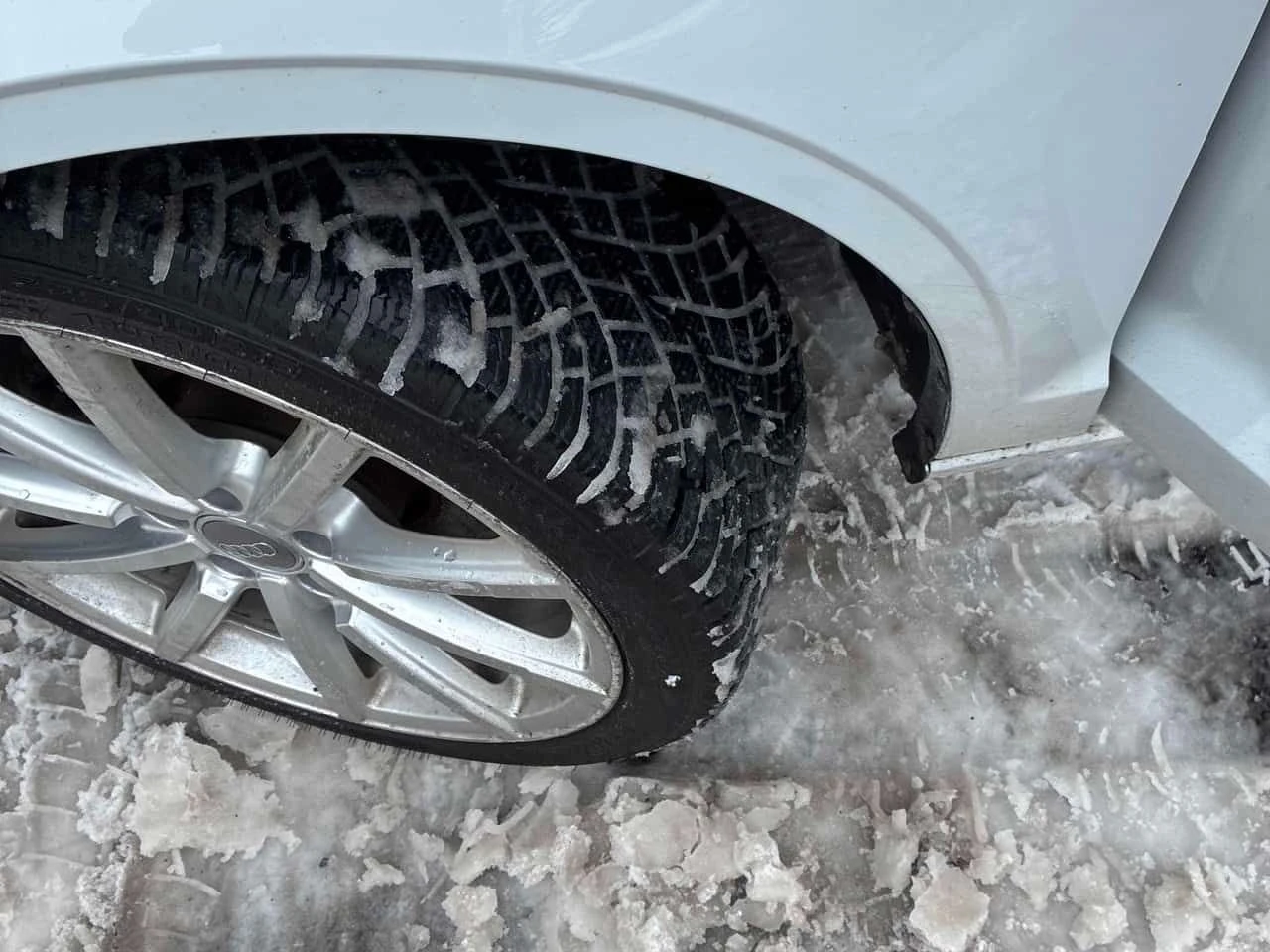 Audi A3 * 2.0T Progressiv * 2 КЛЮЧА* PANO* KEYLESS* ПОДГРЕ, снимка 7 - Автомобили и джипове - 53964829