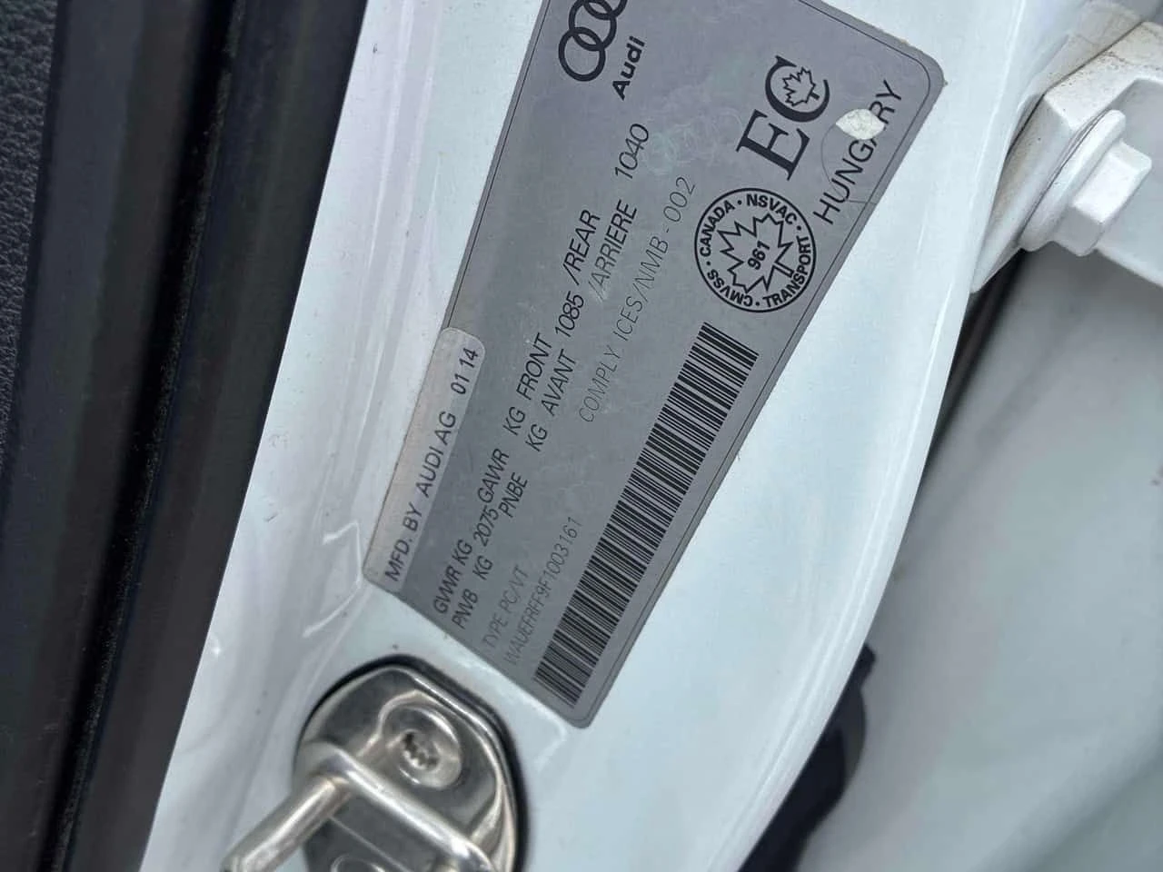 Audi A3 * 2.0T Progressiv * 2 КЛЮЧА* PANO* KEYLESS* ПОДГРЕ, снимка 10 - Автомобили и джипове - 53964829