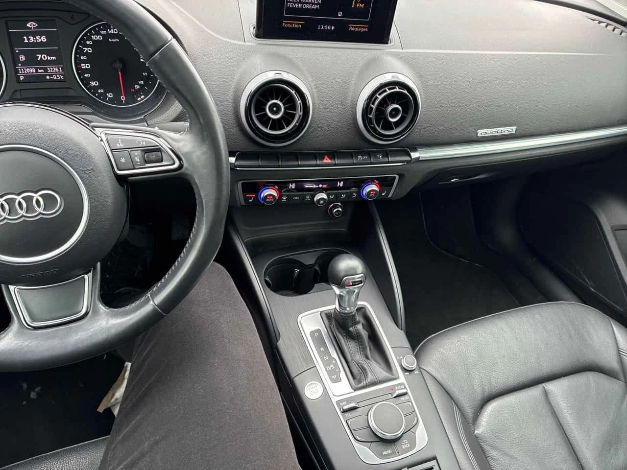 Audi A3 * 2.0T Progressiv * 2 КЛЮЧА* PANO* KEYLESS* ПОДГРЕ, снимка 9 - Автомобили и джипове - 53964829