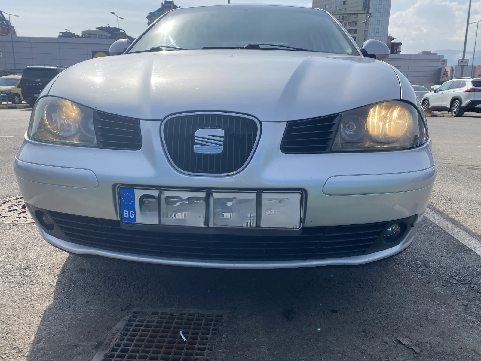Seat Ibiza, снимка 6 - Автомобили и джипове - 54100430