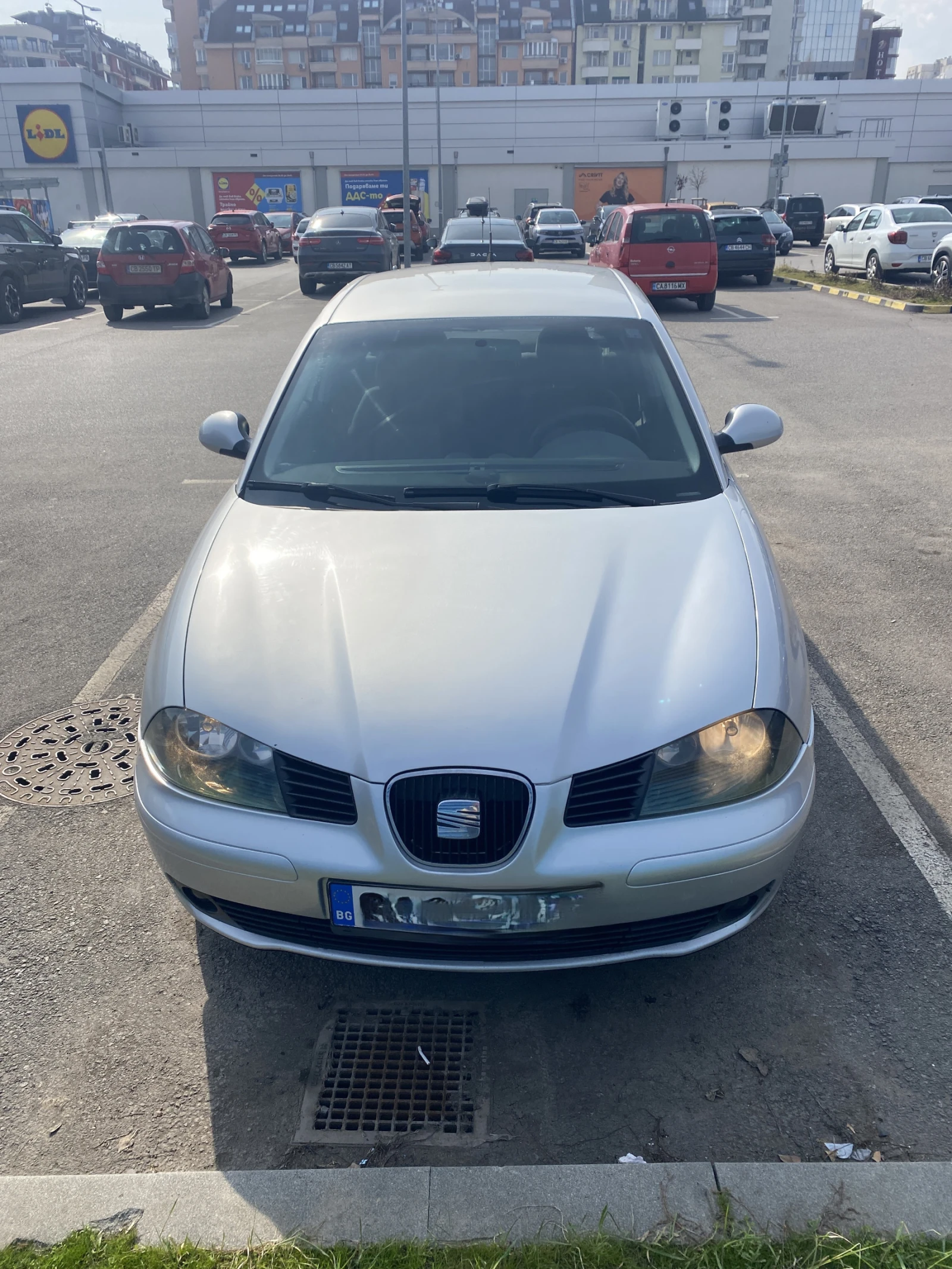 Seat Ibiza, снимка 9 - Автомобили и джипове - 54100430
