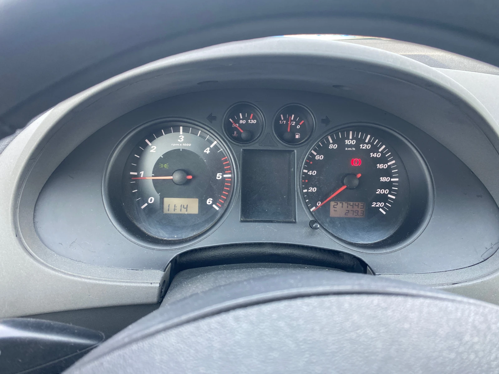 Seat Ibiza, снимка 2 - Автомобили и джипове - 54100430