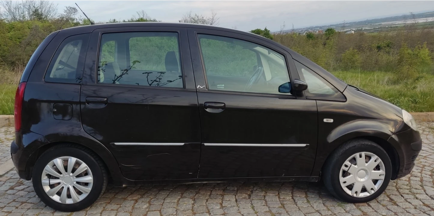 Lancia Musa 1.4 ГАЗ, снимка 4 - Автомобили и джипове - 54468657