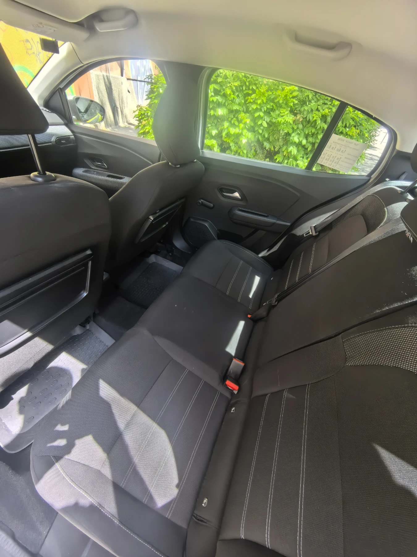 Dacia Logan 1.0 турбо бензин-газ, снимка 4 - Автомобили и джипове - 54606784