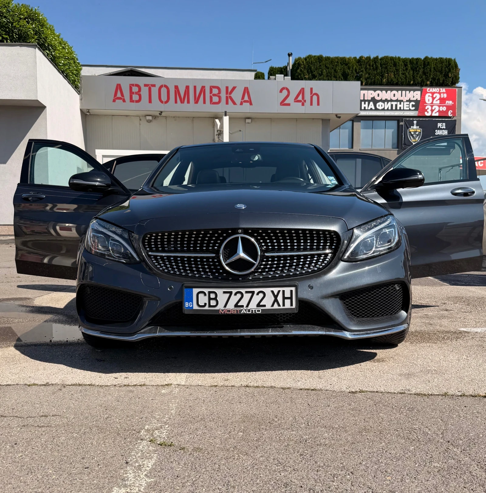 Mercedes-Benz C 300, снимка 6 - Автомобили и джипове - 54666967