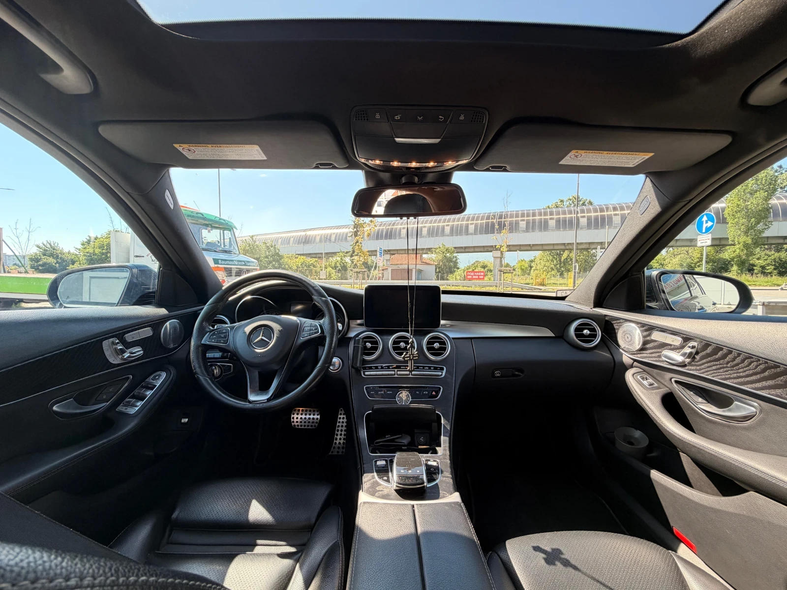 Mercedes-Benz C 300, снимка 7 - Автомобили и джипове - 54666967