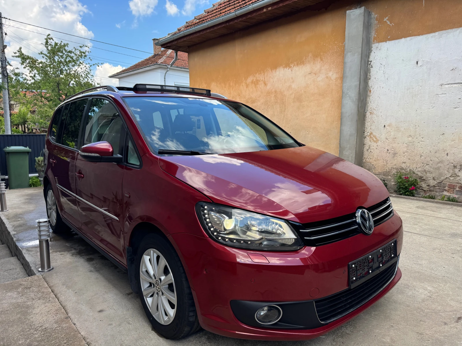 VW Touran 2.0TDi, снимка 3 - Автомобили и джипове - 54728370