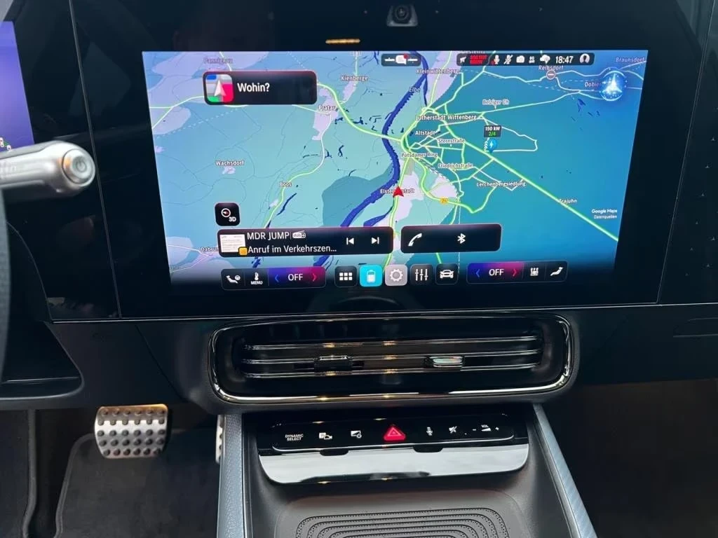 Mercedes-Benz CLA 250 + AMG Advanced Plus 360* PANO DISTR Winter Pack+ , снимка 12 - Автомобили и джипове - 54821198