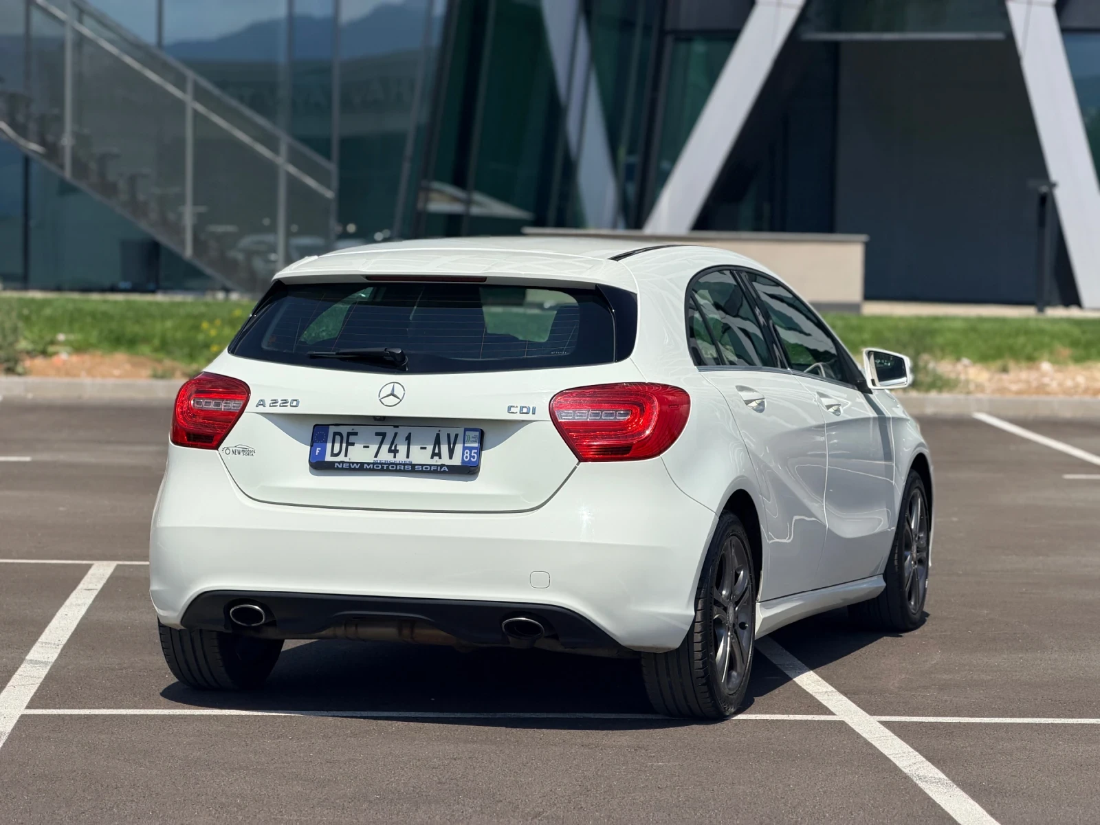 Mercedes-Benz A 220 CDi-Сервизна история, лизинг през Уникредит , снимка 6 - Автомобили и джипове - 55349850