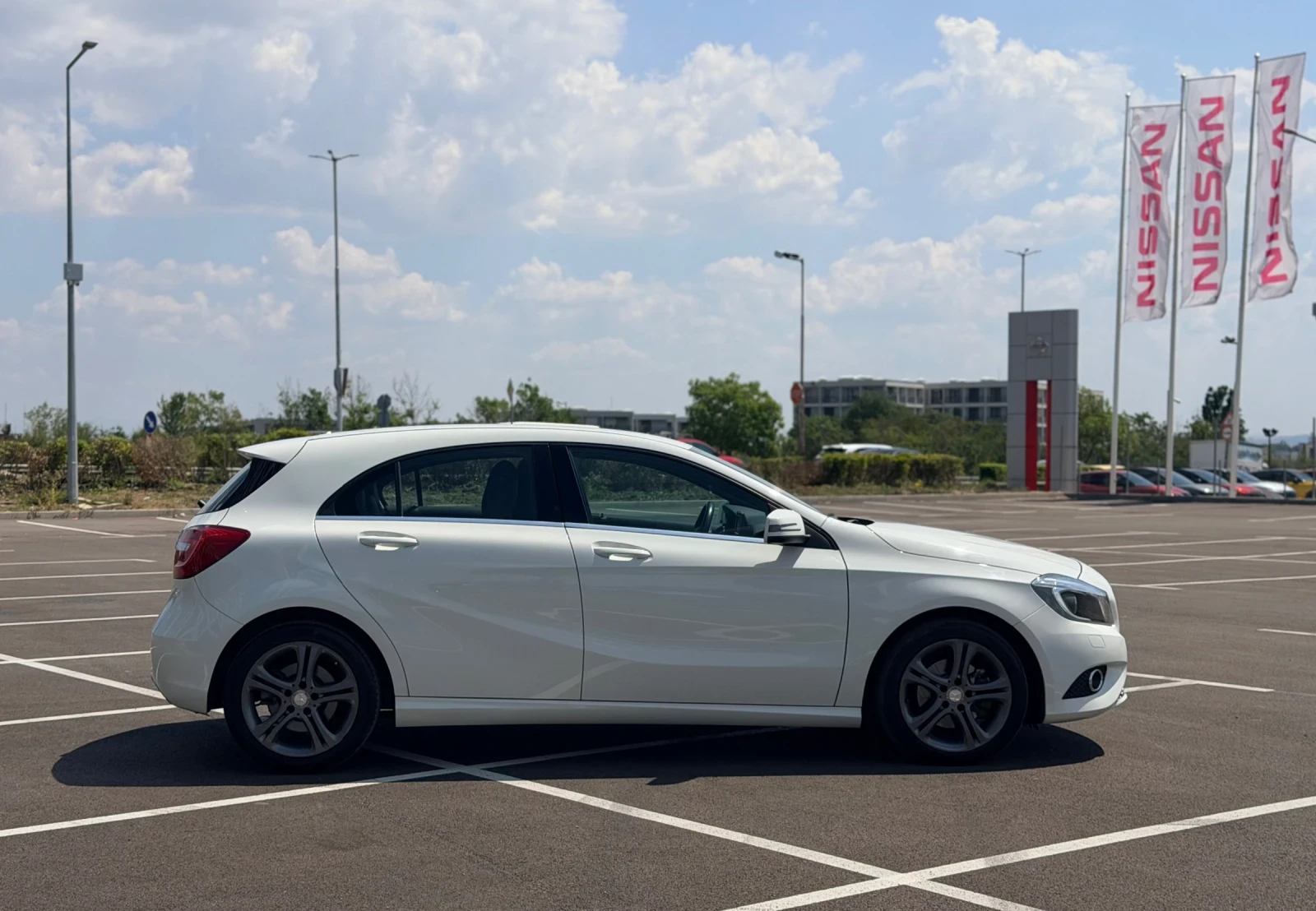 Mercedes-Benz A 220 CDi-Сервизна история, лизинг през Уникредит , снимка 4 - Автомобили и джипове - 55349850